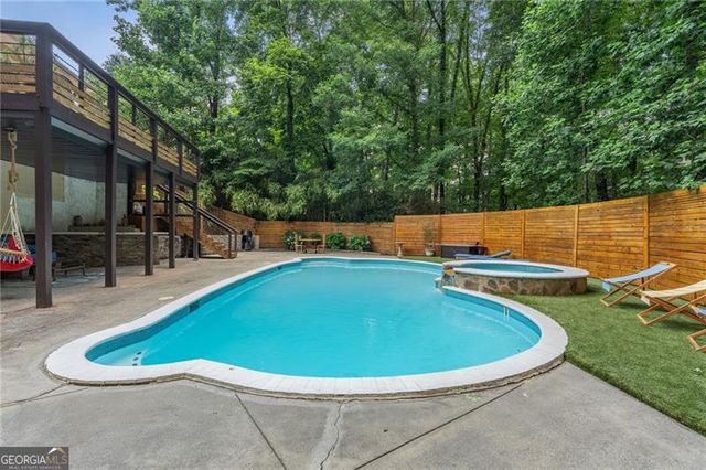 224 Lake Ruby Drive, Suwanee, GA 30024