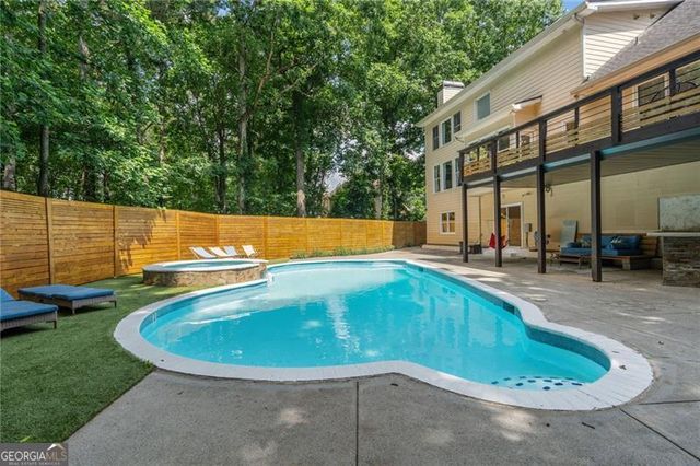 224 Lake Ruby Drive, Suwanee, GA 30024