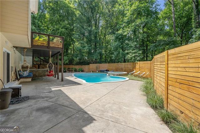 224 Lake Ruby Drive, Suwanee, GA 30024