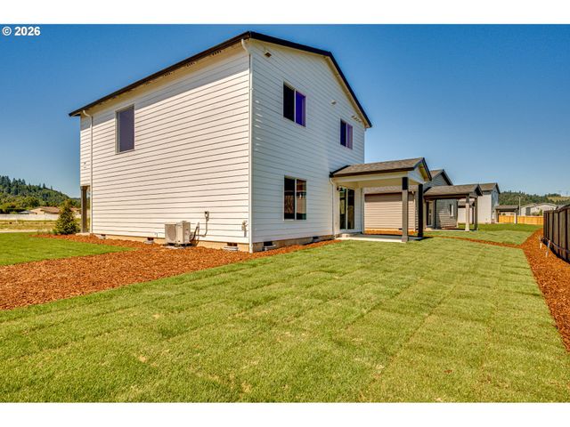 2002 HENDERSON Way, Longview, WA 98632