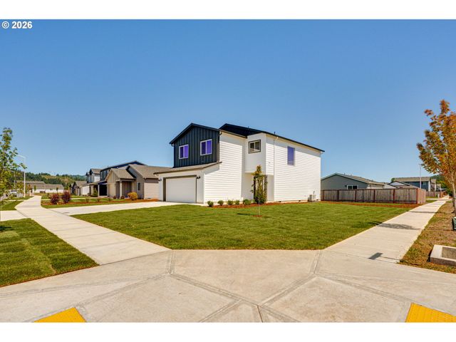 2002 HENDERSON Way, Longview, WA 98632
