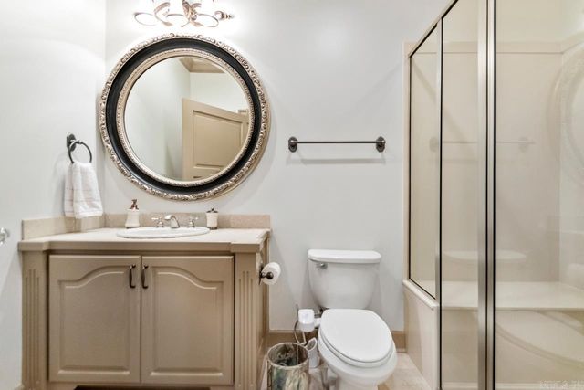 10 Valley Crest Ct, Little Rock, AR 72223