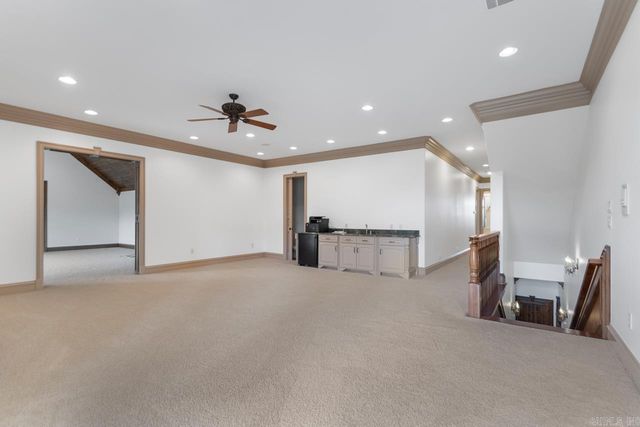 10 Valley Crest Ct, Little Rock, AR 72223