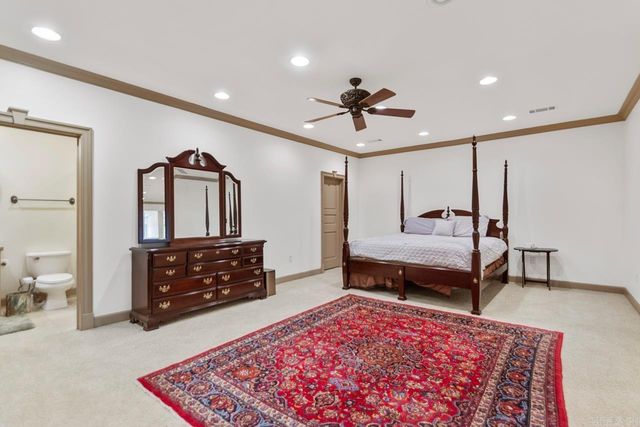 10 Valley Crest Ct, Little Rock, AR 72223