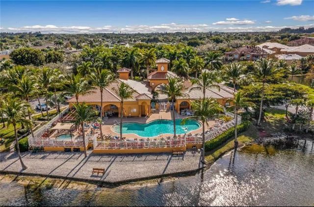 15655 Ocean Walk CIR 310, Fort Myers, FL 33908