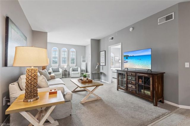 15655 Ocean Walk CIR 310, Fort Myers, FL 33908