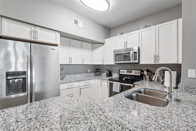 15655 Ocean Walk CIR 310, Fort Myers, FL 33908