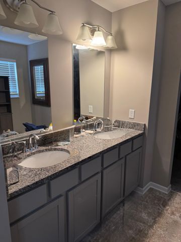 1123 Hampton Lane, London, OH 43140