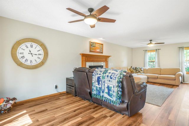 623 Overlook Terrace, Deforest, WI 53532