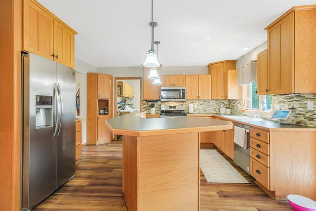 623 Overlook Terrace, Deforest, WI 53532