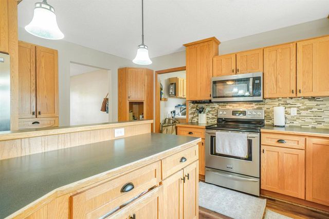 623 Overlook Terrace, Deforest, WI 53532