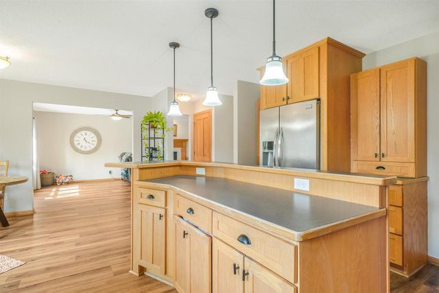 623 Overlook Terrace, Deforest, WI 53532