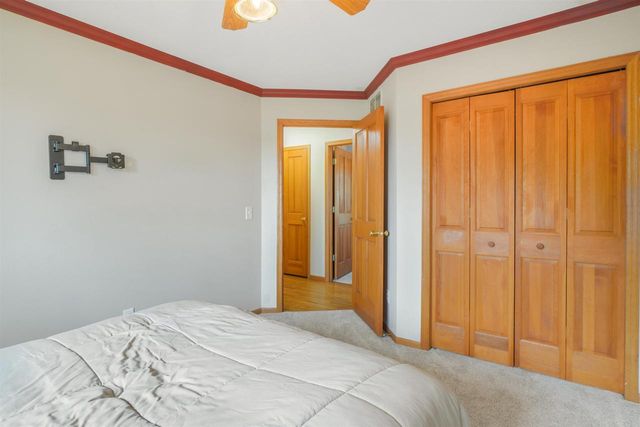 623 Overlook Terrace, Deforest, WI 53532