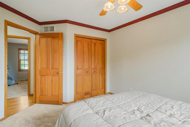 623 Overlook Terrace, Deforest, WI 53532