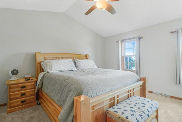 623 Overlook Terrace, Deforest, WI 53532