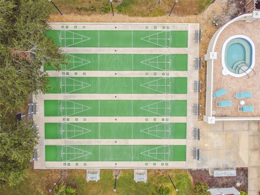 Image 28 of property listing at 7301 29TH AVE DR W 108, Bradenton, FL 34209