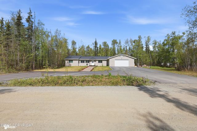 4417 E Mary Martin Drive, Wasilla, AK 99654