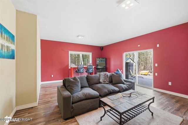 4417 E Mary Martin Drive, Wasilla, AK 99654