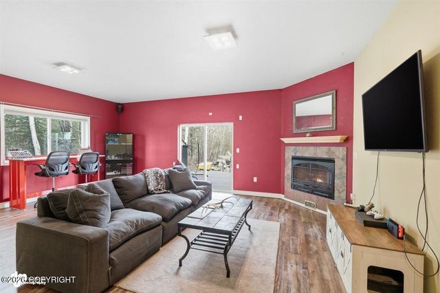 4417 E Mary Martin Drive, Wasilla, AK 99654
