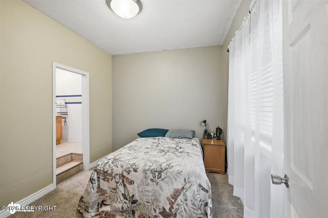 4417 E Mary Martin Drive, Wasilla, AK 99654