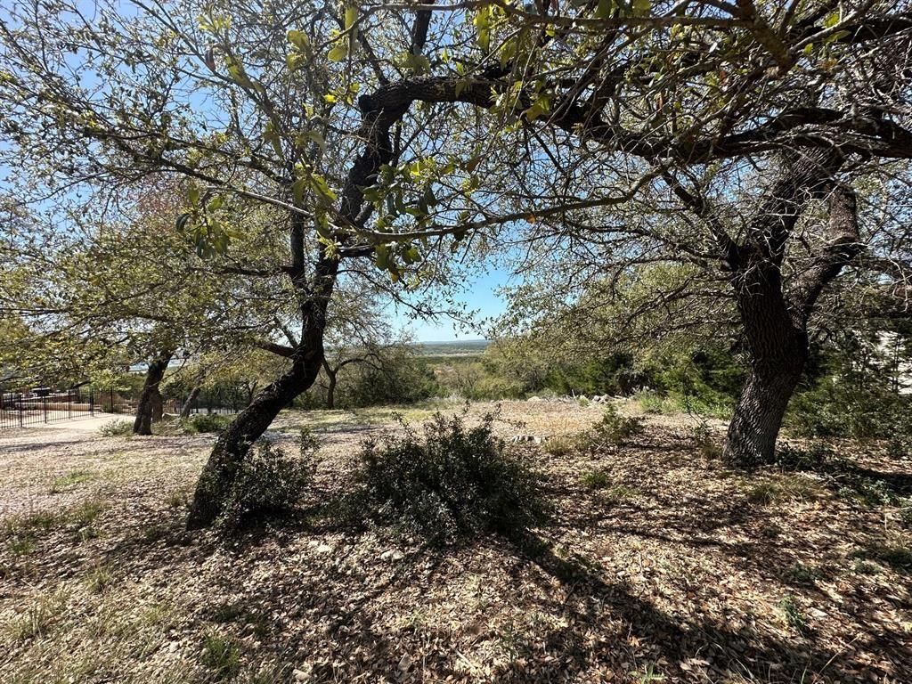 21719 Sierra TRL, Lago Vista, TX 78645
