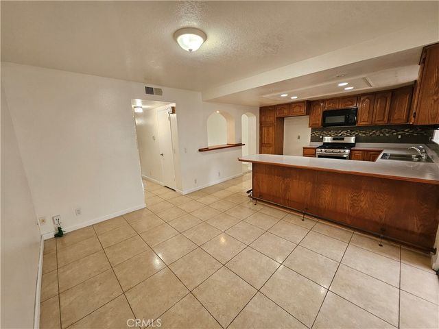 15271 Cadiz, Westminster, CA 92683