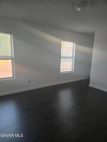 37414 Drexel Street, Palmdale, CA 93550