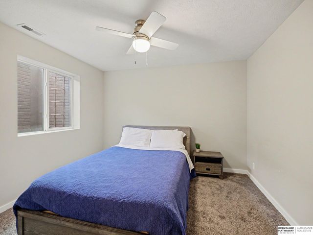 8126 S 196 Street, Gretna, NE 68028