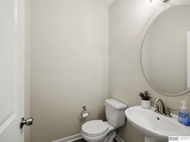 8126 S 196 Street, Gretna, NE 68028