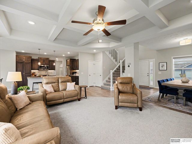 8126 S 196 Street, Gretna, NE 68028