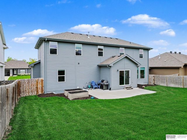 8126 S 196 Street, Gretna, NE 68028