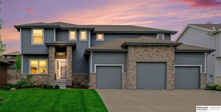 8126 S 196 Street, Gretna, NE 68028