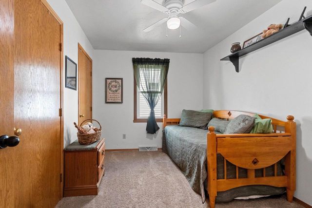 931 GERARD DRIVE, Green Bay, WI 54302
