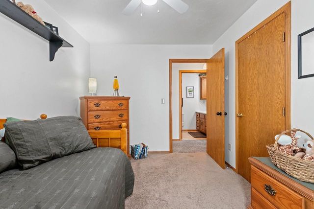 931 GERARD DRIVE, Green Bay, WI 54302