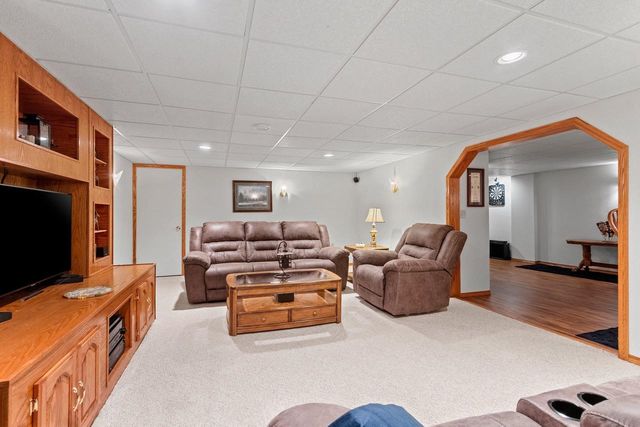 931 GERARD DRIVE, Green Bay, WI 54302
