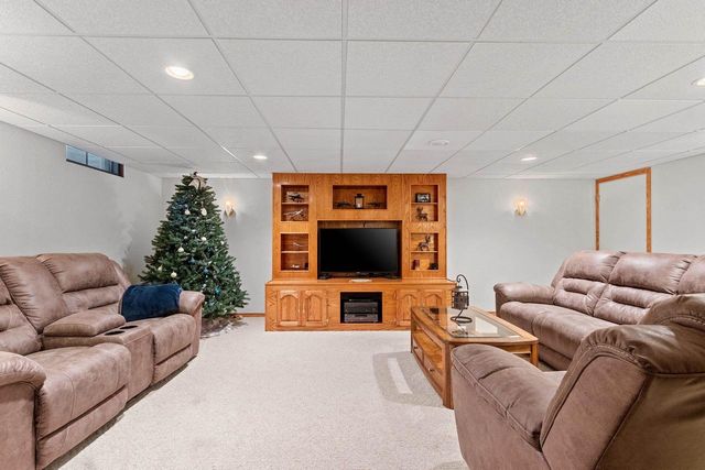 931 GERARD DRIVE, Green Bay, WI 54302