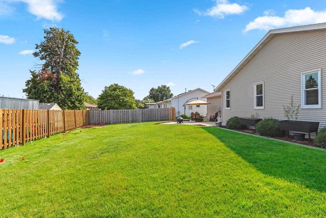 931 GERARD DRIVE, Green Bay, WI 54302
