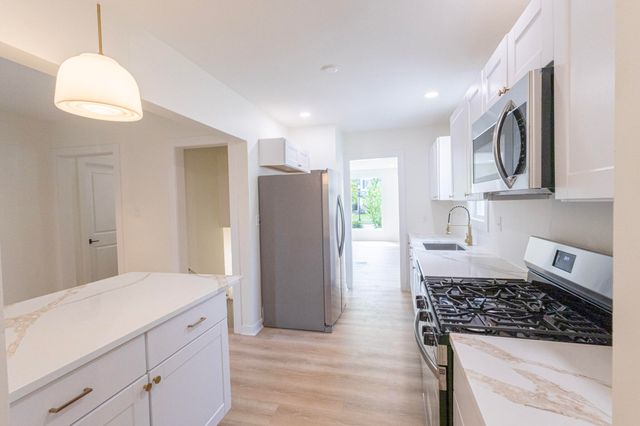6929 Monroe Avenue, Hammond, IN 46324