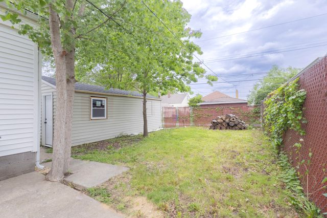 6929 Monroe Avenue, Hammond, IN 46324