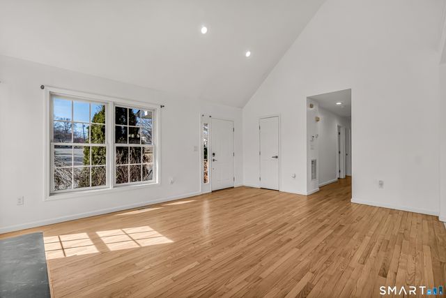 195 Marshall Lane, Derby, CT 06418