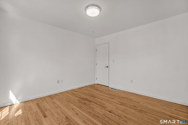 195 Marshall Lane, Derby, CT 06418