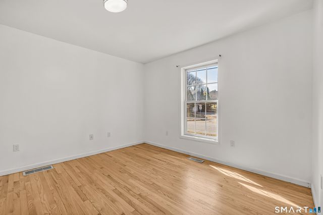 195 Marshall Lane, Derby, CT 06418