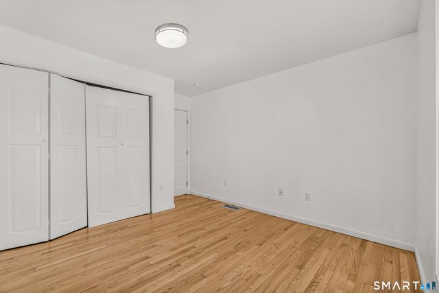 195 Marshall Lane, Derby, CT 06418