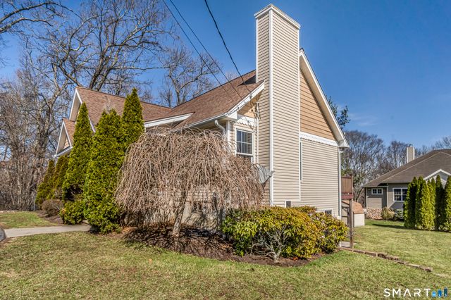 195 Marshall Lane, Derby, CT 06418