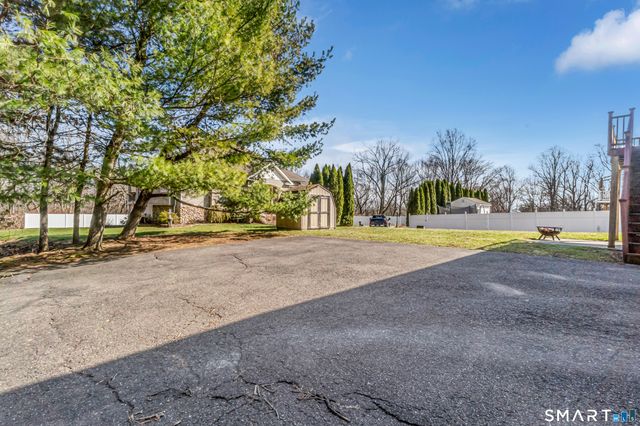 195 Marshall Lane, Derby, CT 06418