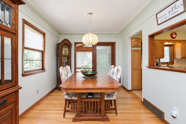 8194 Sunrise Boulevard, Clive, IA 50325