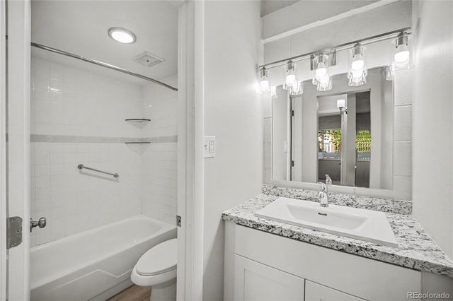 555 E 10th Avenue 211, Denver, CO 80203