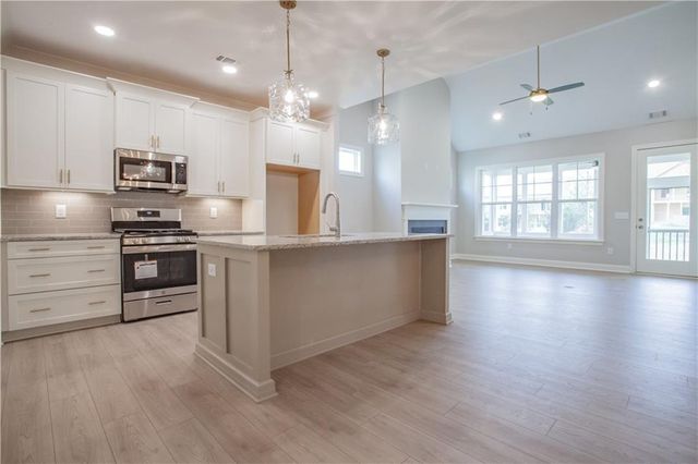 107 Magnolia Lane, Carrollton, GA 30117