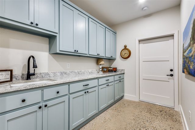 1656 County Road 604, Farmersville, TX 75442