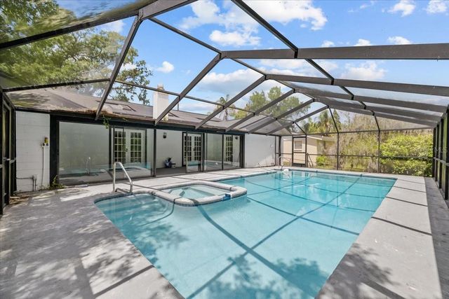 11218 CREEKVIEW DRIVE, Riverview, FL 33569